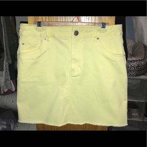 Women’s Pastel/Light Yellow Denim Skirt